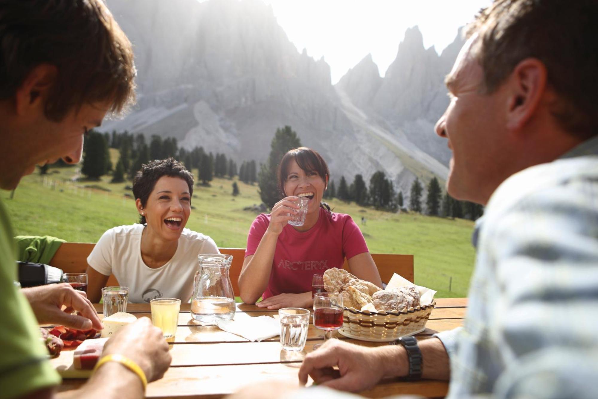 Sankt Johann Spa Suites & Apartments Prato allo Stelvio Bagian luar foto
