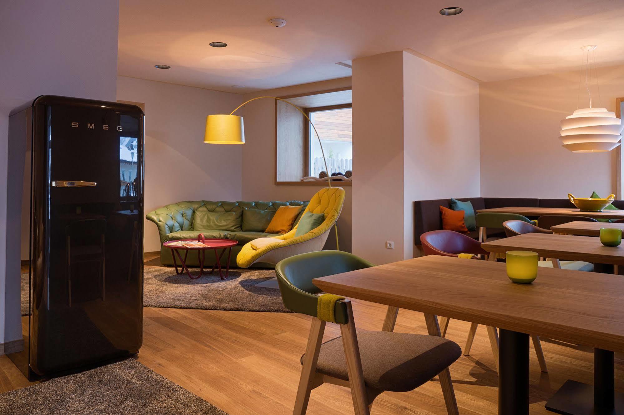 Sankt Johann Spa Suites & Apartments Prato allo Stelvio Bagian luar foto